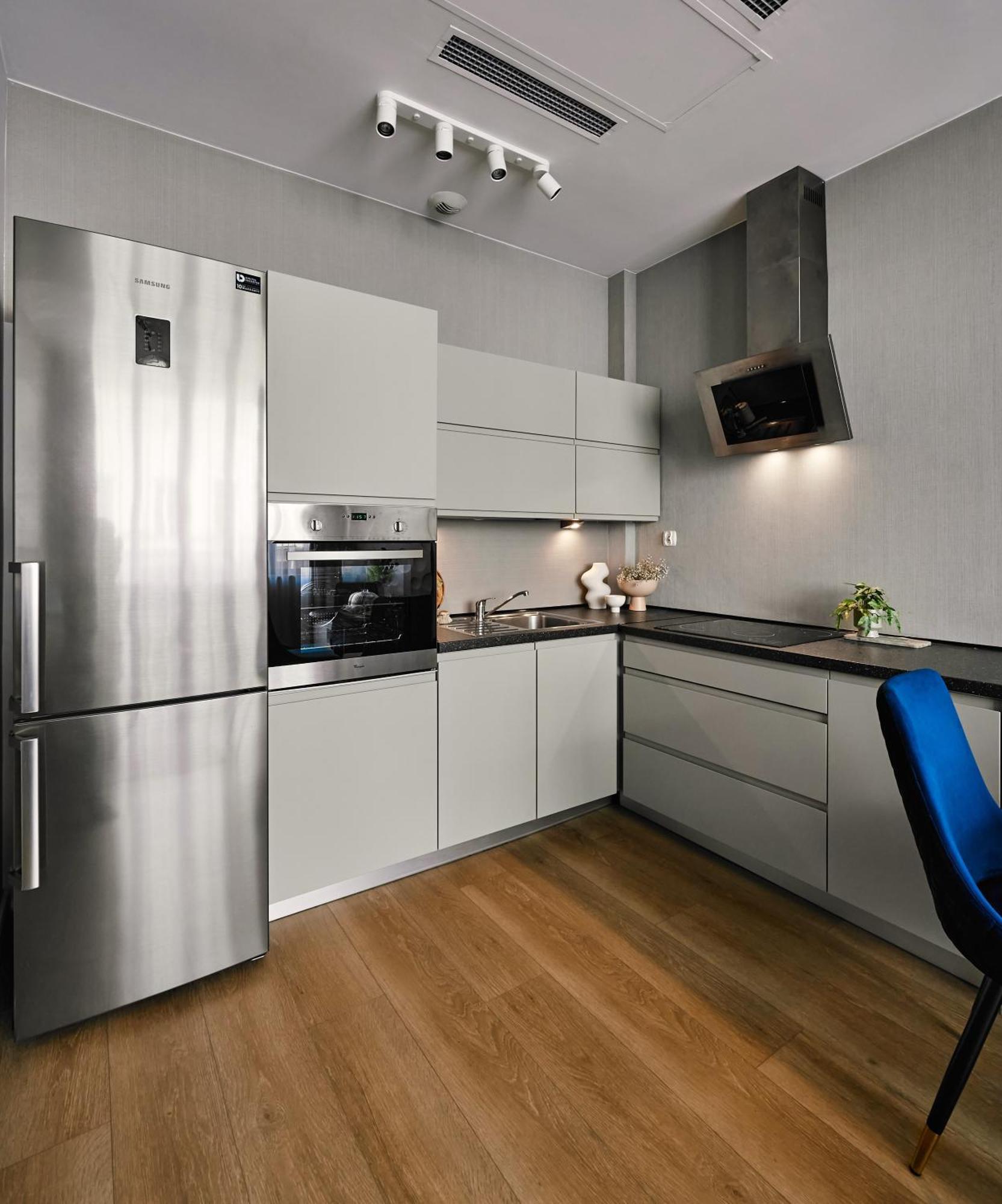 Wielopole17 Max Apartment With Ac Krasków Eksteriør bilde